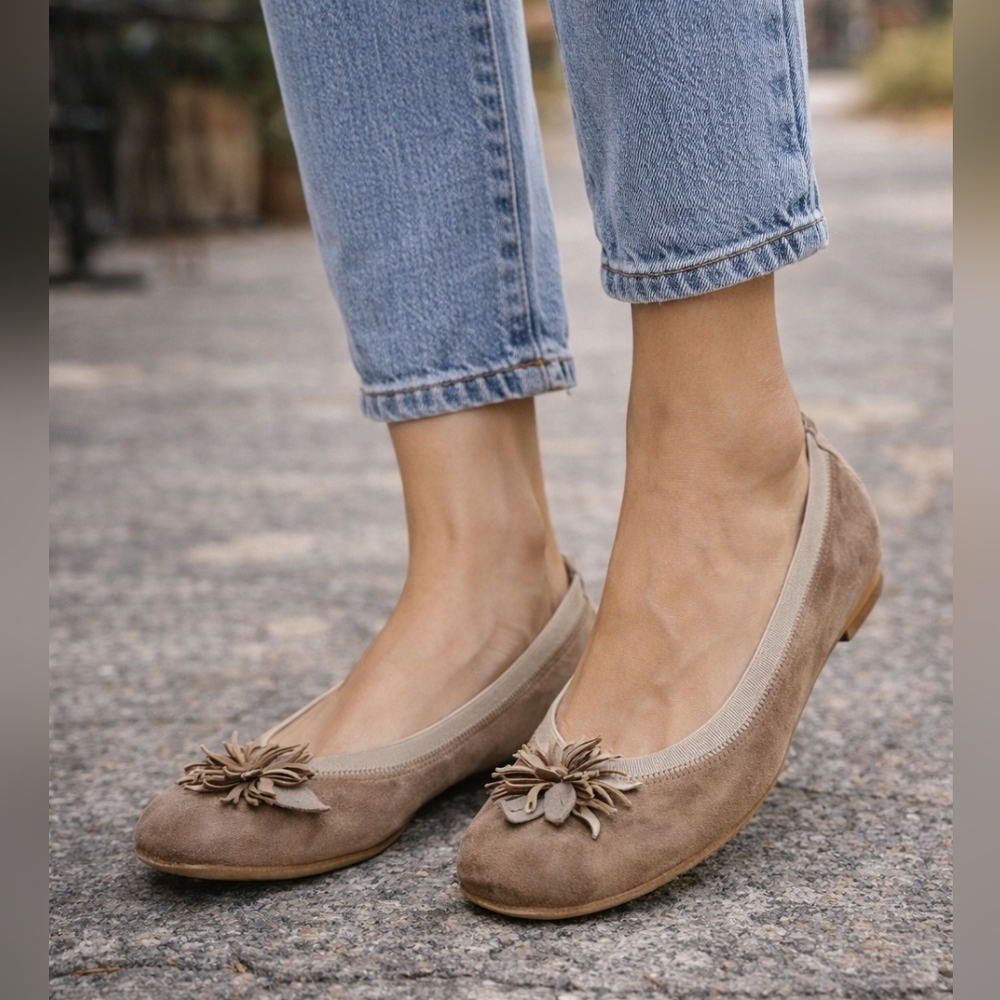 Clocharme Ballet Flats Size 39 Taupe Suede Leather Tassel Slip-On Shoes
